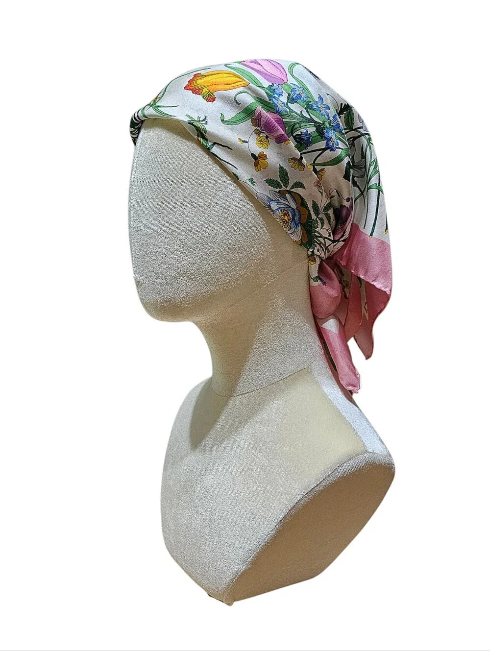 Gucci flora scarf